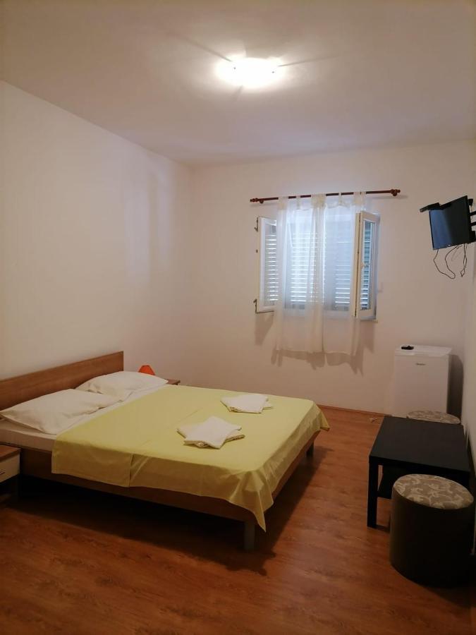 Apartmani Gajeta Biograd Na Moru Buitenkant foto