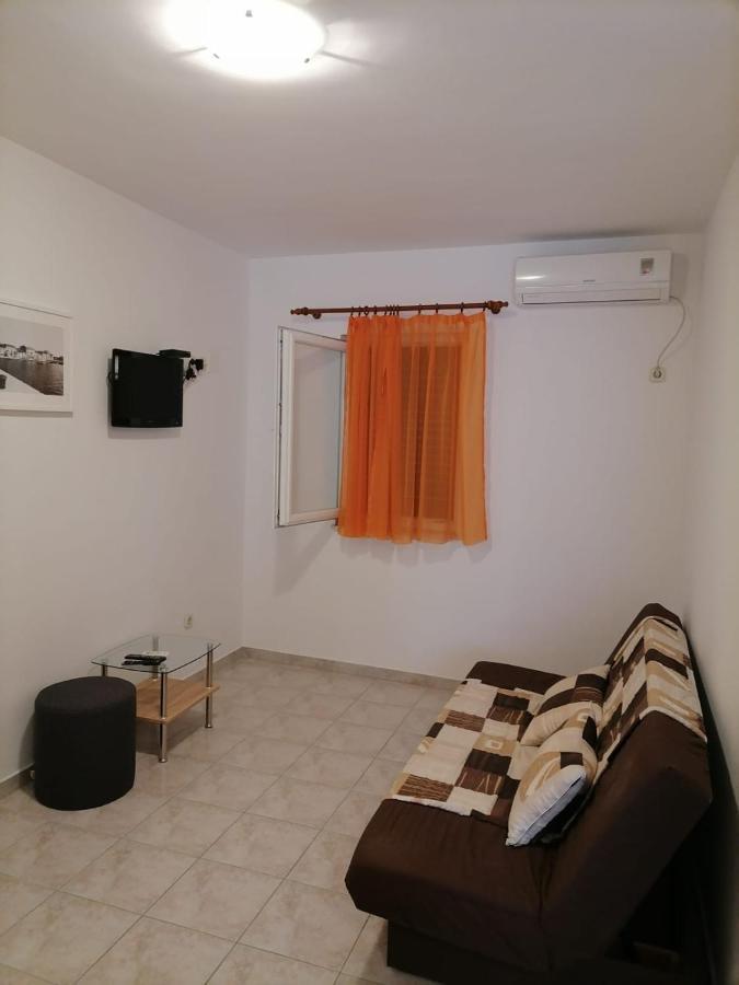 Apartmani Gajeta Biograd Na Moru Buitenkant foto